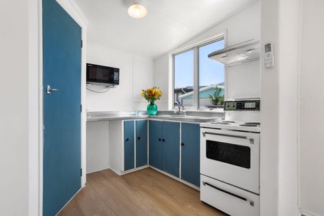 Photo of property in 104a The Square, Whangamata, 3620