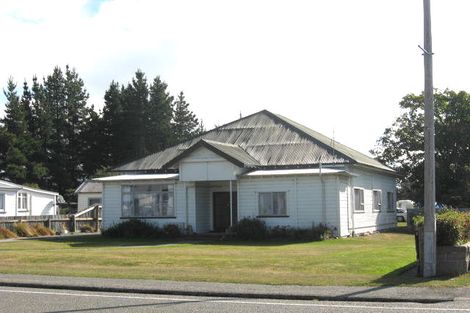 Photo of property in 21 Smith Street, Waimate, 7924