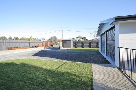 Photo of property in 27 Holloway Street, Waikiwi, Invercargill, 9810