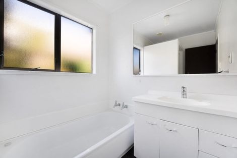 Photo of property in 1/41 Glencoe Road, Browns Bay, Auckland, 0630