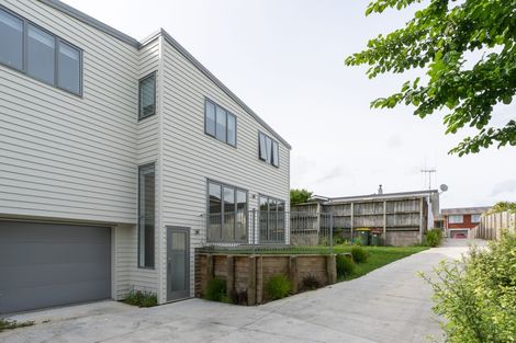 Photo of property in 5a Stewart Place, Melville, Hamilton, 3206