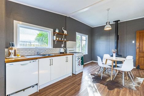Photo of property in 32 White Street, Whanganui East, Whanganui, 4500
