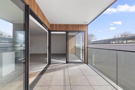 Photo of property in 2/13 Commerce Street, Frankton, Hamilton, 3204