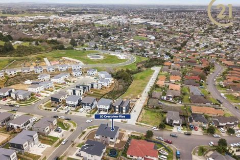 Photo of property in 10 Crestview Rise, Papakura, 2110