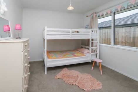 Photo of property in 49 Edgeview Crescent, Fitzroy, Hamilton, 3206