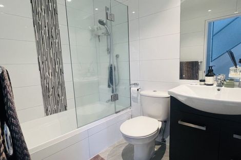 Photo of property in 4/5 Hepburn Street, Freemans Bay, Auckland, 1011