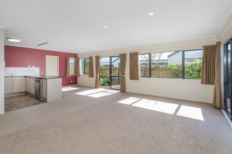 Photo of property in 5 Cholmondeley Crescent, Whitianga, 3510