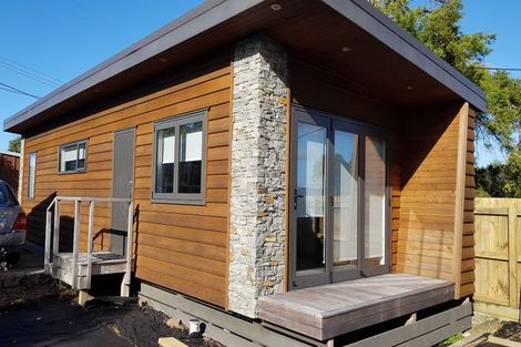 Photo of property in 38 Sunnynook Road, Sunnynook, Auckland, 0620