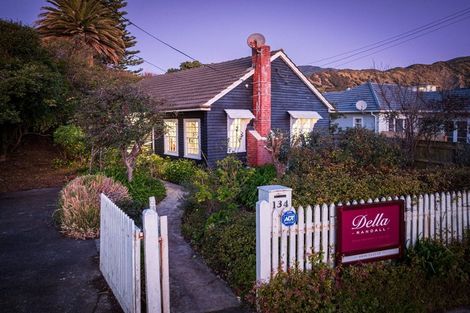 Photo of property in 134 Wellington Road, Paekakariki, 5034