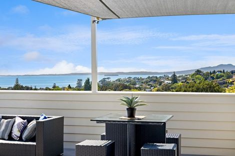 Photo of property in 82 Kowhai Road, Campbells Bay, Auckland, 0630