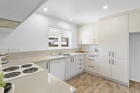 Photo of property in 9 Yule Grove, Greytown, 5712