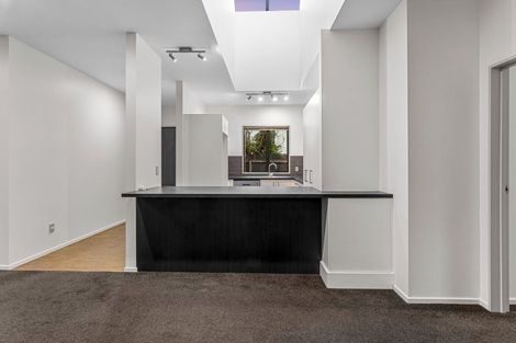 Photo of property in 3 Monterey Place, Parklands, Christchurch, 8083