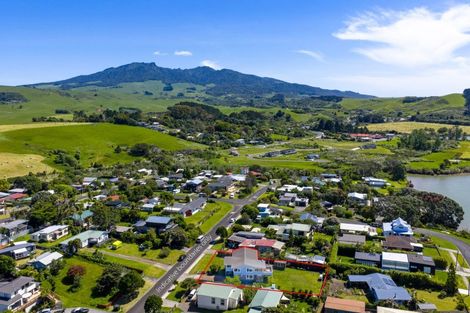 Photo of property in 19 Taipari Avenue, Raglan, 3225