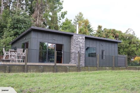 Photo of property in 4 Park Avenue Mews, Ohakune, 4625