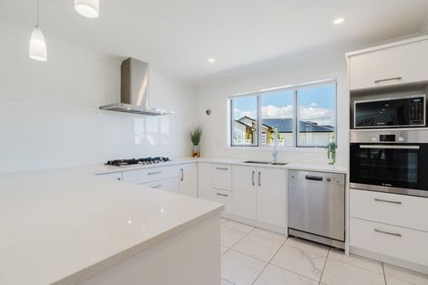 Photo of property in 43 Batten Drive, Flagstaff, Hamilton, 3210