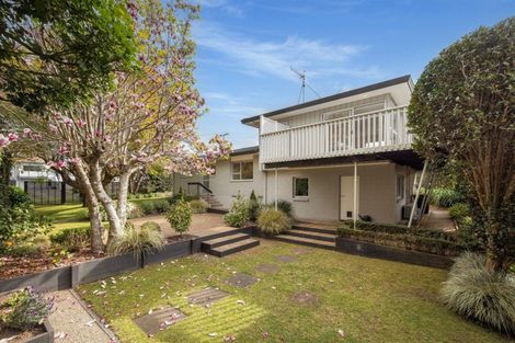 Photo of property in 30 Edgecumbe Road, Tauranga, 3110