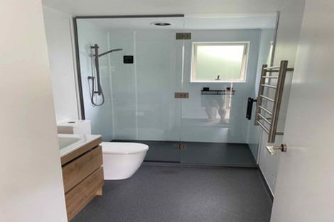 Photo of property in 79 Seaview Road, Westown, New Plymouth, 4310