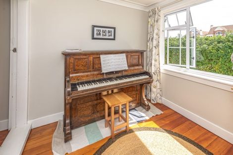 Photo of property in 97 Liverpool Street, College Estate, Whanganui, 4500