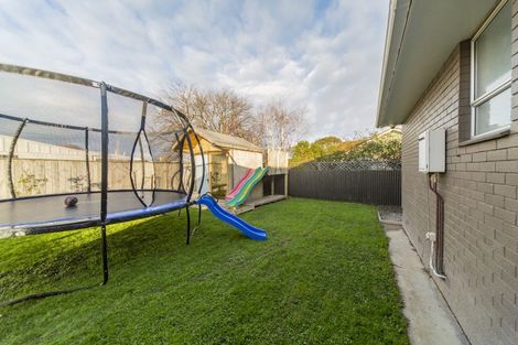 Photo of property in 8 Bryce Place, Kelvin Grove, Palmerston North, 4414