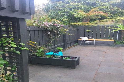 Photo of property in 32 Rhine Street, Island Bay, Wellington, 6023