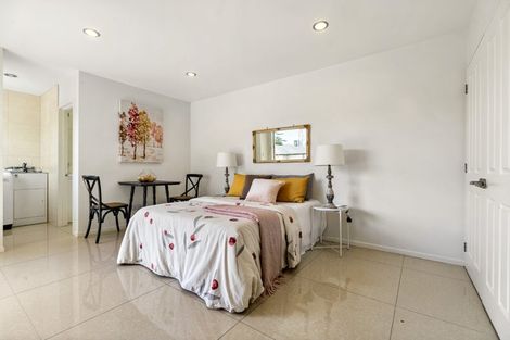 Photo of property in 36a Hart Road, Hauraki, Auckland, 0622