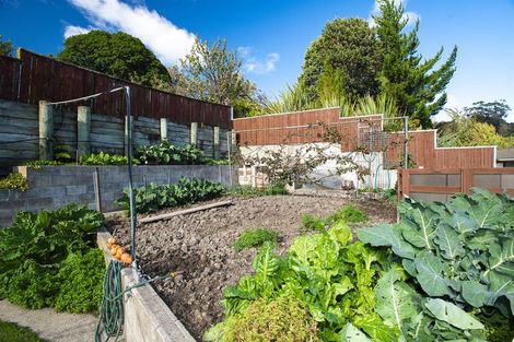 Photo of property in 16 Montrose Street, Kaiti, Gisborne, 4010