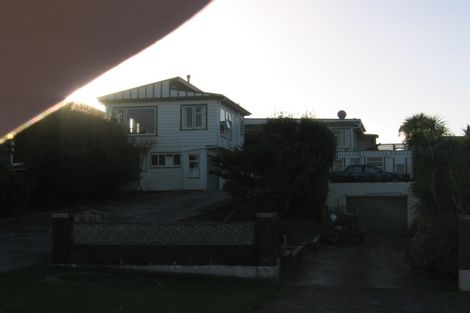 Photo of property in 4 Kahutea Terrace, Titahi Bay, Porirua, 5022