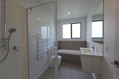 Photo of property in 60 Perendale Road, Jacks Point, 9371