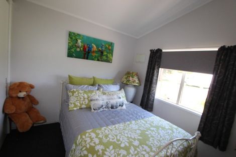 Photo of property in 18 Jens Andersen Road, Norsewood, 4974