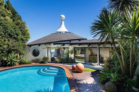 Photo of property in 82 Seaview Road, Paremata, Porirua, 5024