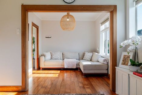 Photo of property in 10 Huxley Street, Pahiatua, 4910