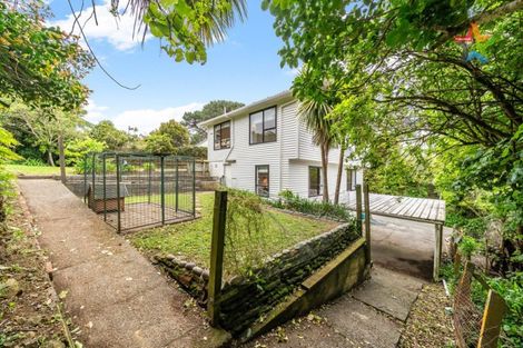 Photo of property in 12 Montgomery Avenue, Karori, Wellington, 6012