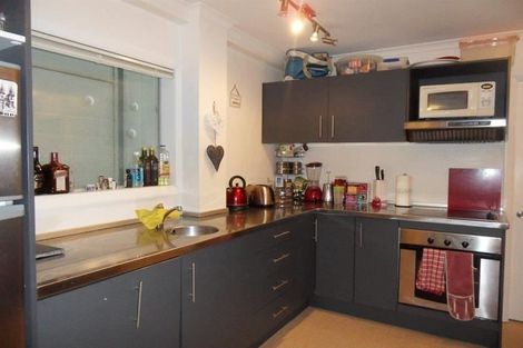 Photo of property in Monvie Apartments, 212/15 Holland Street, Te Aro, Wellington, 6011