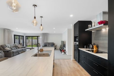 Photo of property in 17 Alma Road, Gonville, Whanganui, 4501