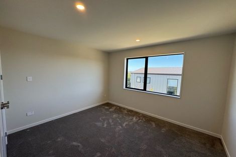 Photo of property in 22 Pohewa Road, Silverdale, 0932