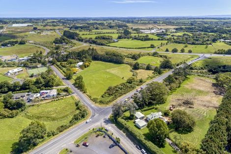 Photo of property in 36 Pitt Road, Runciman, Drury, 2578