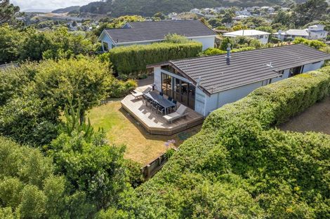 Photo of property in 31a Ranui Terrace, Tawa, Wellington, 5028