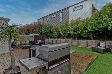 Photo of property in 30 Bomb Point Drive, Hobsonville, Auckland, 0616