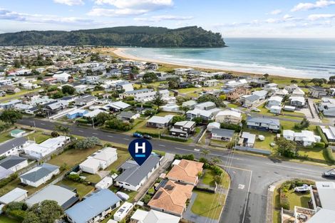 Photo of property in 229a Ocean Road, Whangamata, 3620