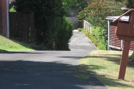 Photo of property in 331 Glenfield Road, Glenfield, Auckland, 0629