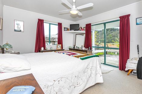 Photo of property in 132 Sharyn Place, Whangamata, 3620