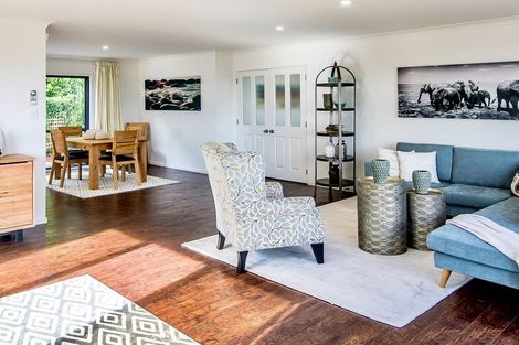 Photo of property in 5 Tombane Lane, Papakowhai, Porirua, 5024