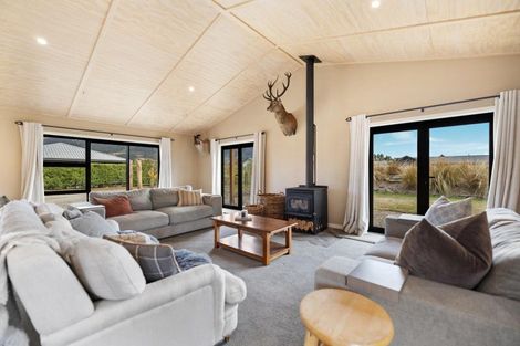 Photo of property in 8 Dingle Street, Lake Hawea, Wanaka, 9382