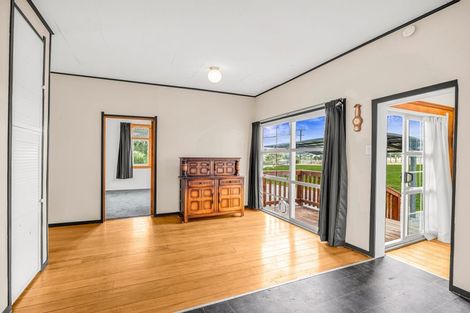 Photo of property in 16 Mount Biggs Road, Halcombe, Feilding, 4779