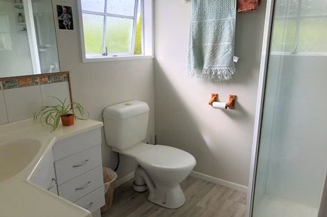 Photo of property in 107 Oakfield Crescent, Pukete, Hamilton, 3200