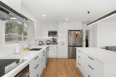 Photo of property in 105 Springs Road, Hornby, Christchurch, 8042