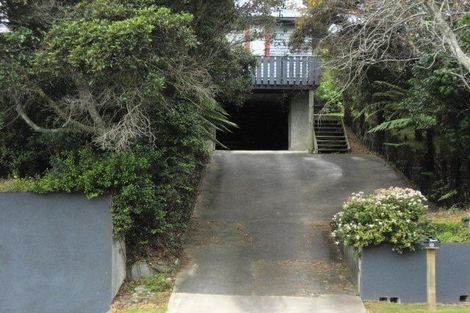 Photo of property in 35 Awanui Street, Merrilands, New Plymouth, 4312