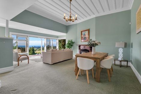 Photo of property in 568 South Road, Omata, New Plymouth, 4374