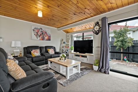 Photo of property in 1/277 Porchester Road, Takanini, 2112