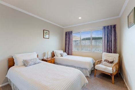 Photo of property in 1 San Priamo Place, Paraparaumu Beach, Paraparaumu, 5032